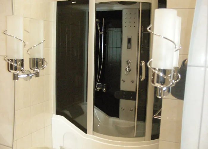 Panorama Felsenmuehle Hotel