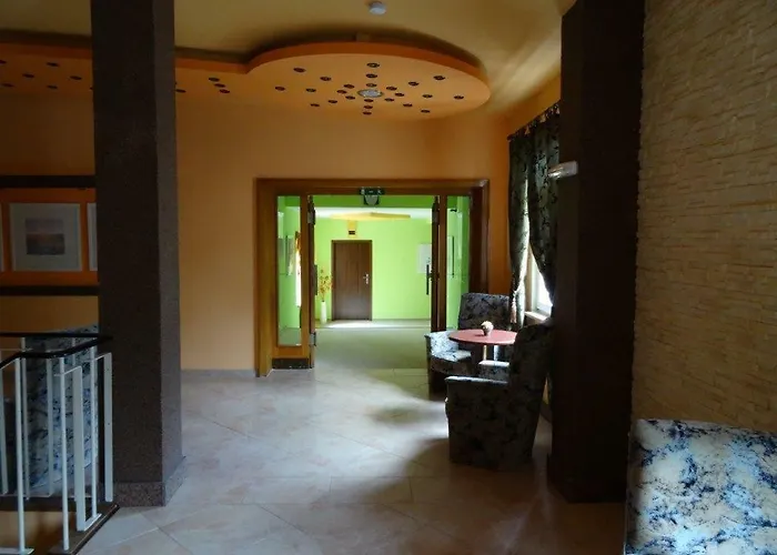 Panorama Felsenmuehle Hotel 3*